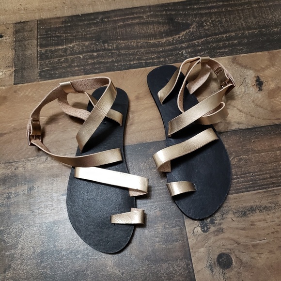 american eagle rose gold sandals